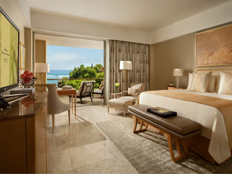 Signature Ocean Court